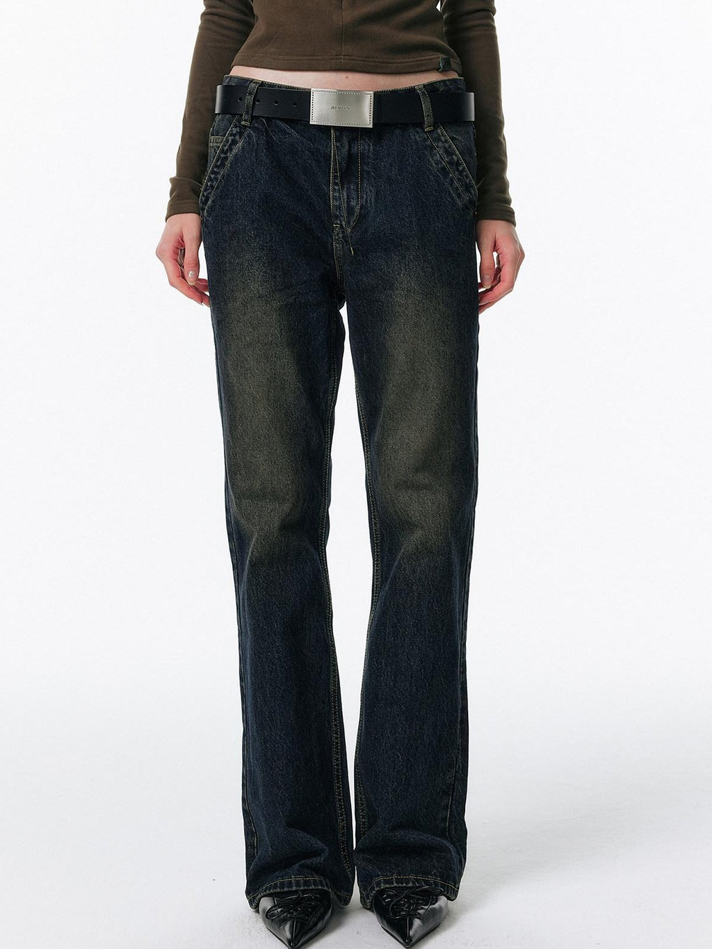 ALINNVSTUDIO Retro Washed Lowrise Micro Flare Cotton Button Fly Women Commute Flared Jeans