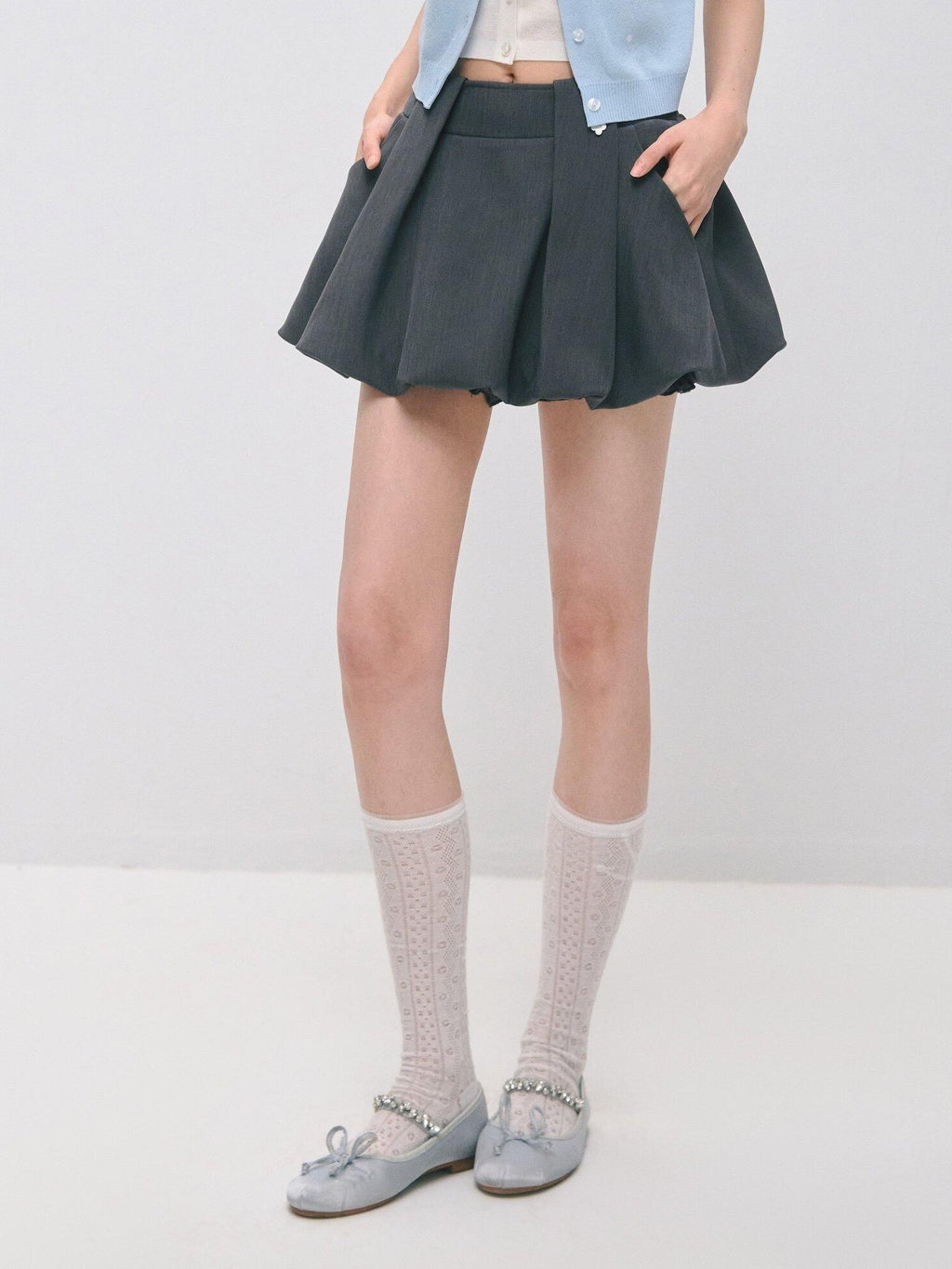 SOMESOWE Sexy Ruffled Pleated Lined Tiered Cake Mid Waist Loose Women Casual Mini Skirts