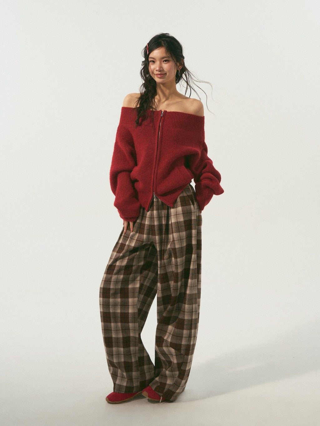 SOMESOWE Volcanic Red Knit Zipper One Shoulder Casual Regular Fit Women Daily Cardigans