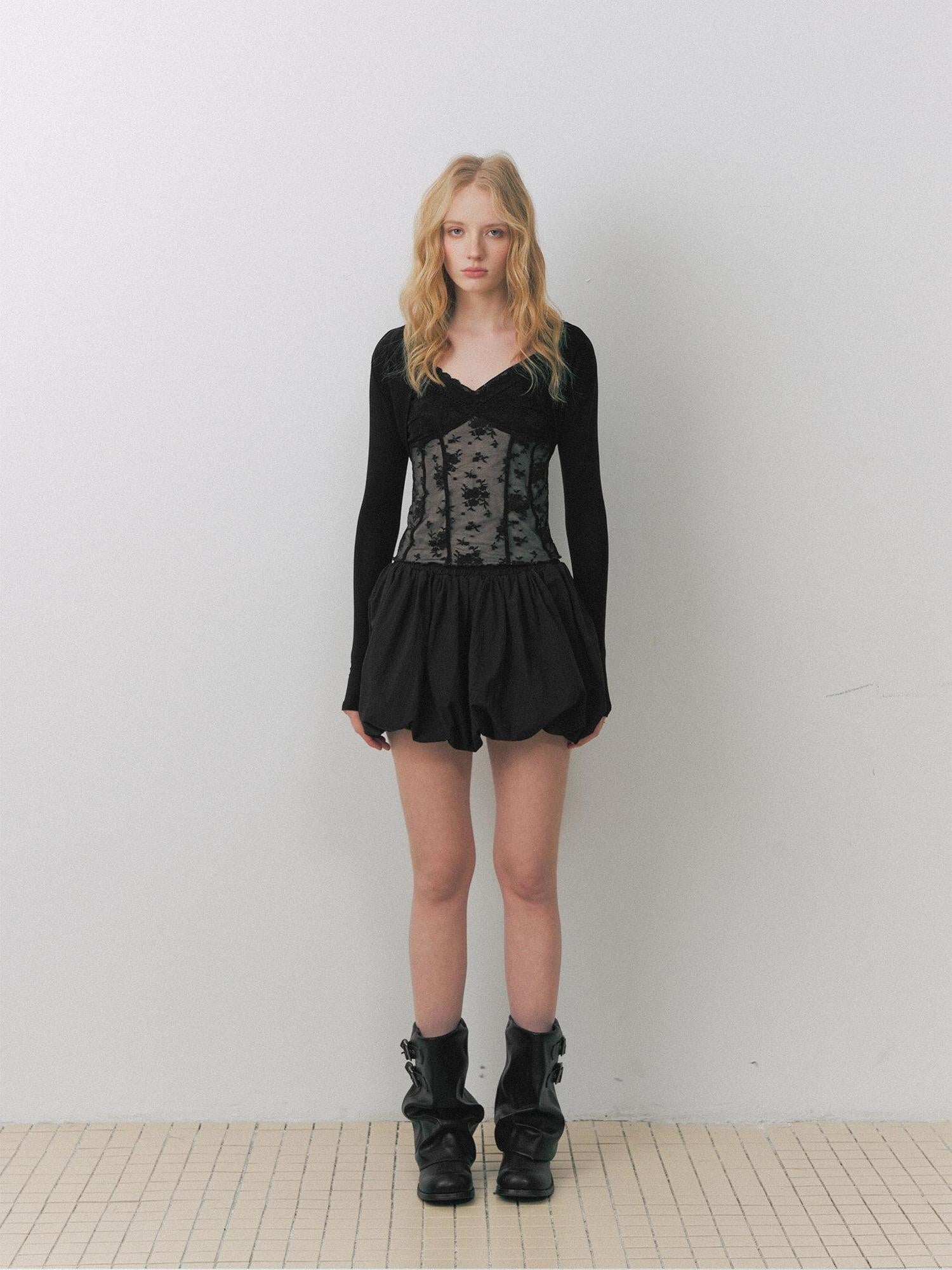 DeleteEx Lace Slim Fit Floral Crop Strappy Women Black Long Sleeve T-Shirts
