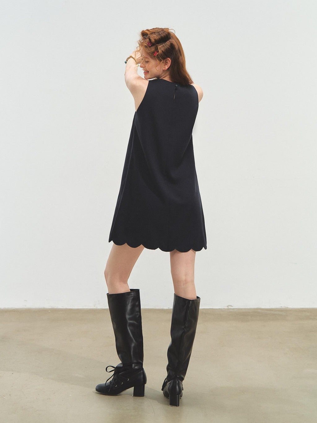 SOMESOWE Sleeveless Collegiate A Line Natural Waist Navy Women Casual Midi Dresses