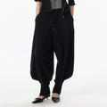 ALINNVSTUDIO_Breathable_Modal_Loose_Balloon_Split_Hem_Natural_Waist_Women_Black_Sweatpants_MISSTT