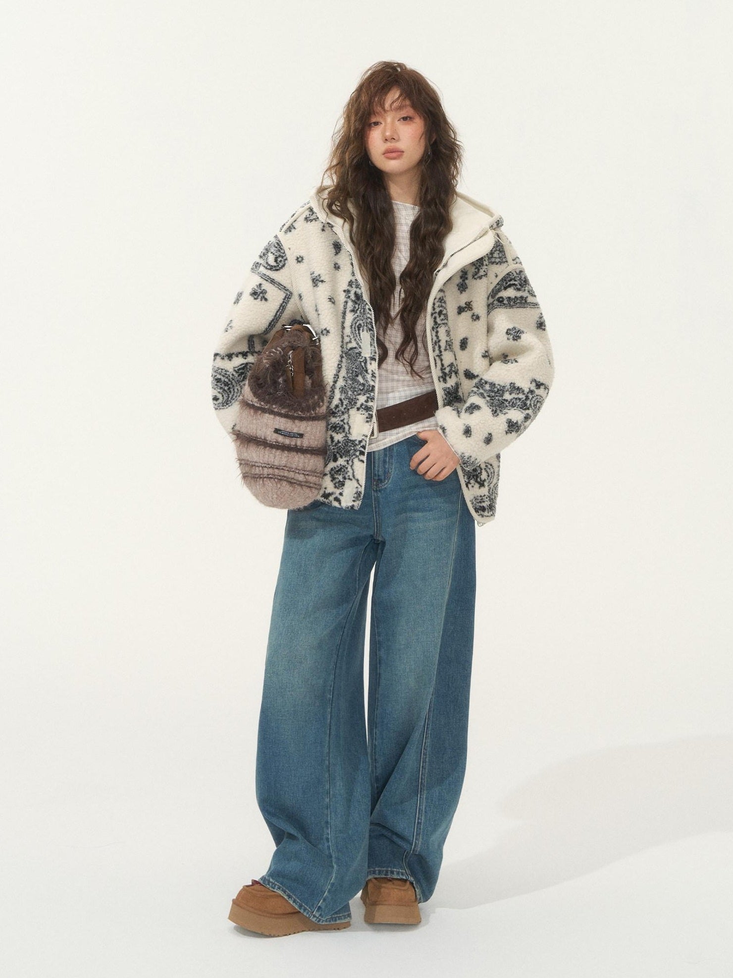 SOMESOWE Soft Fleece Warmth Casual Loose Fit Hooded Women Geometric Polyester Zip Jackets