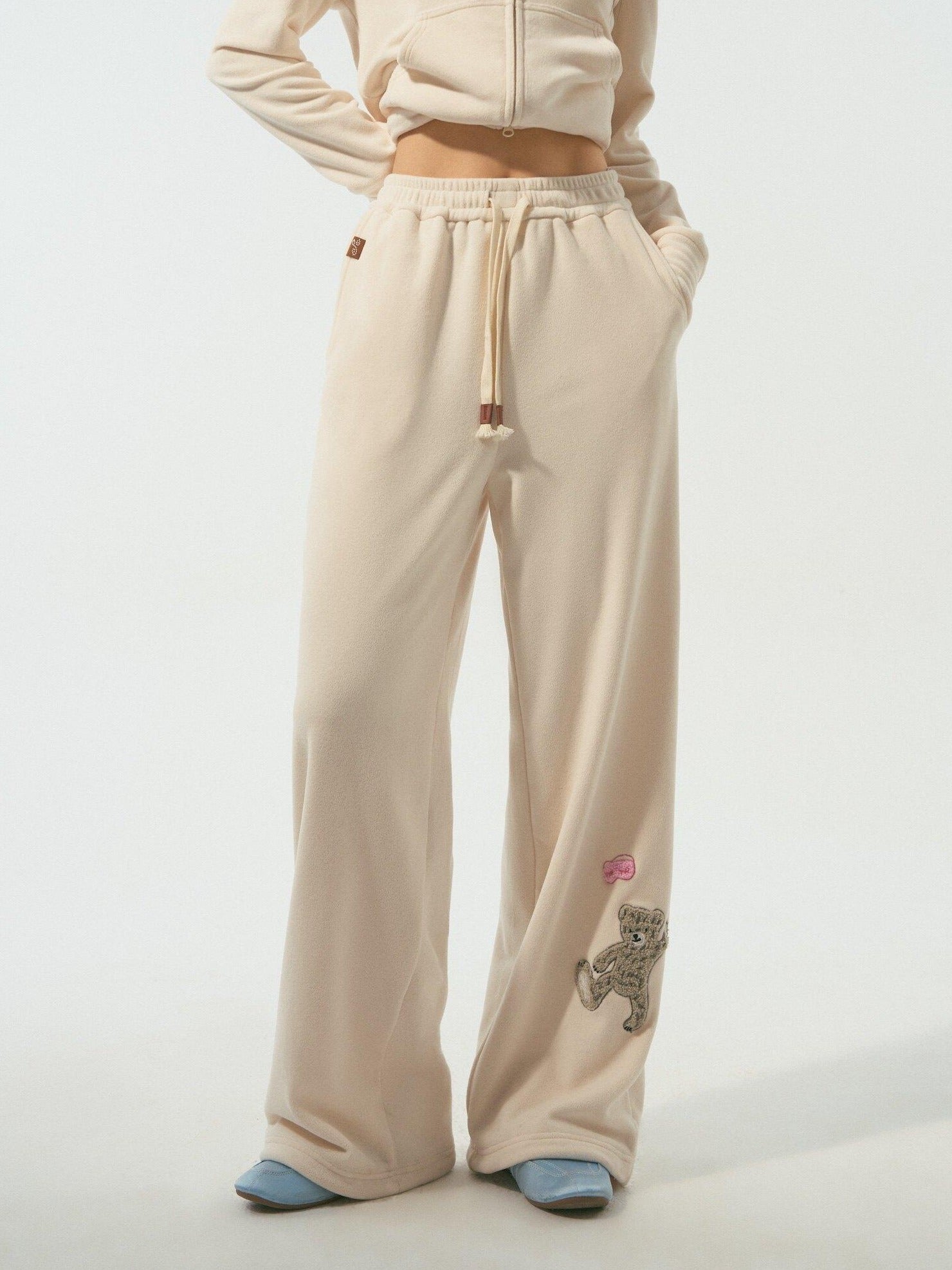 SOMESOWE Cozy Patchwork Loose Fit Casual Women Two Piece Set Goodnight Bear Sweatpants