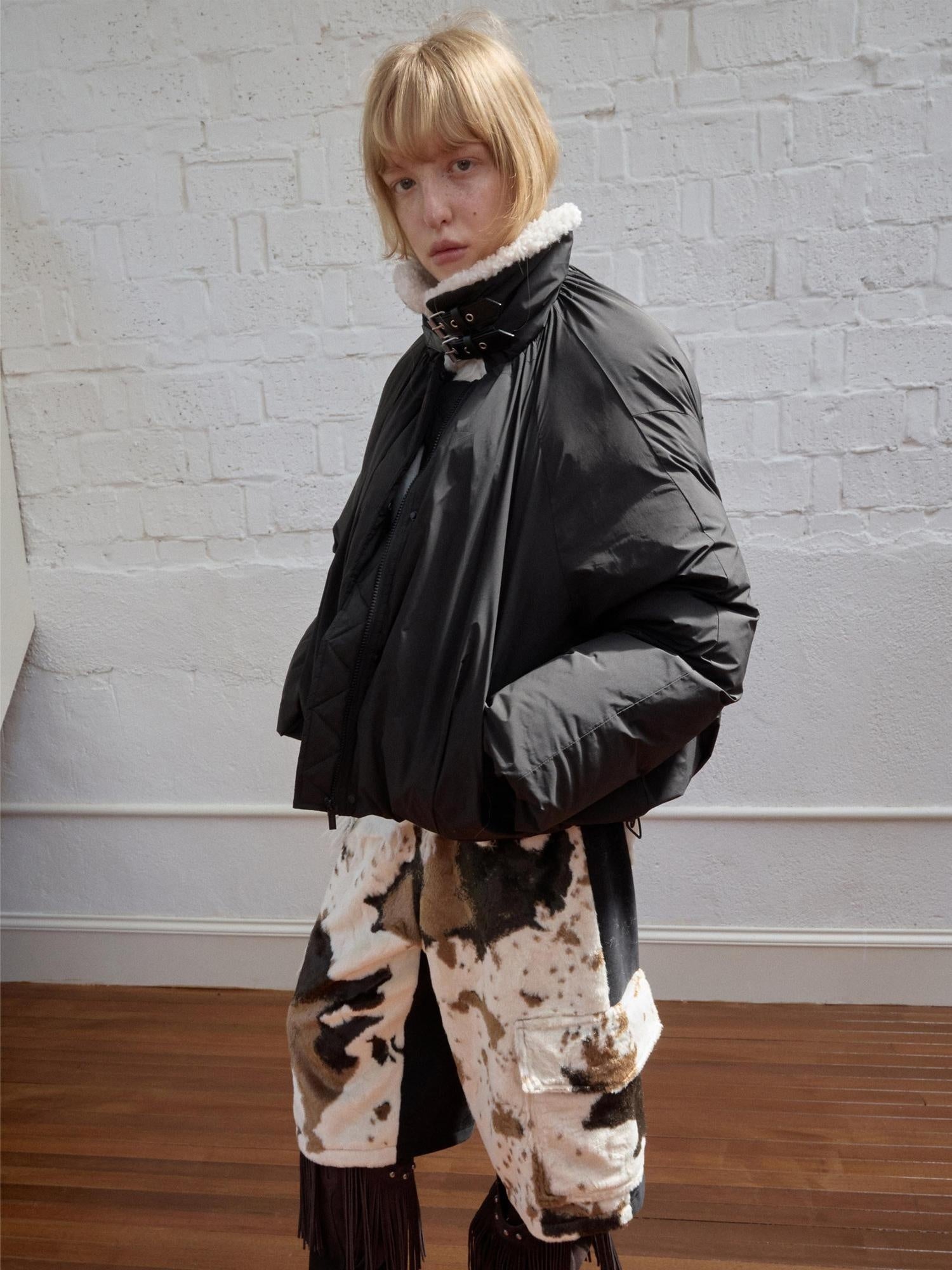 1JINN STUDIO 90 Percent White Duck Down Warm Straight Fit Pleated Commuter Puffer Jackets