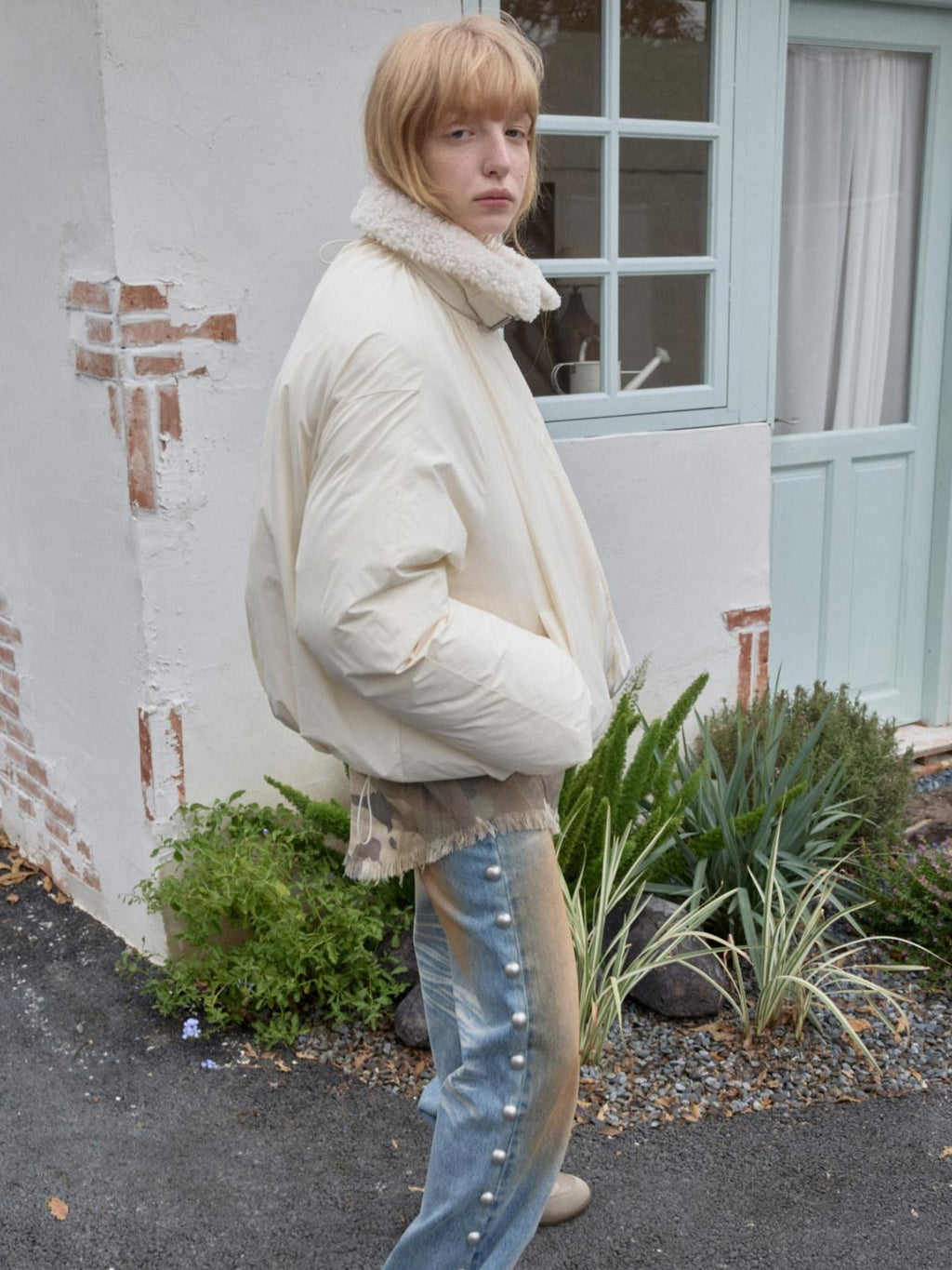 1JINN STUDIO 90 Percent White Duck Down Warm Straight Fit Pleated Commuter Puffer Jackets