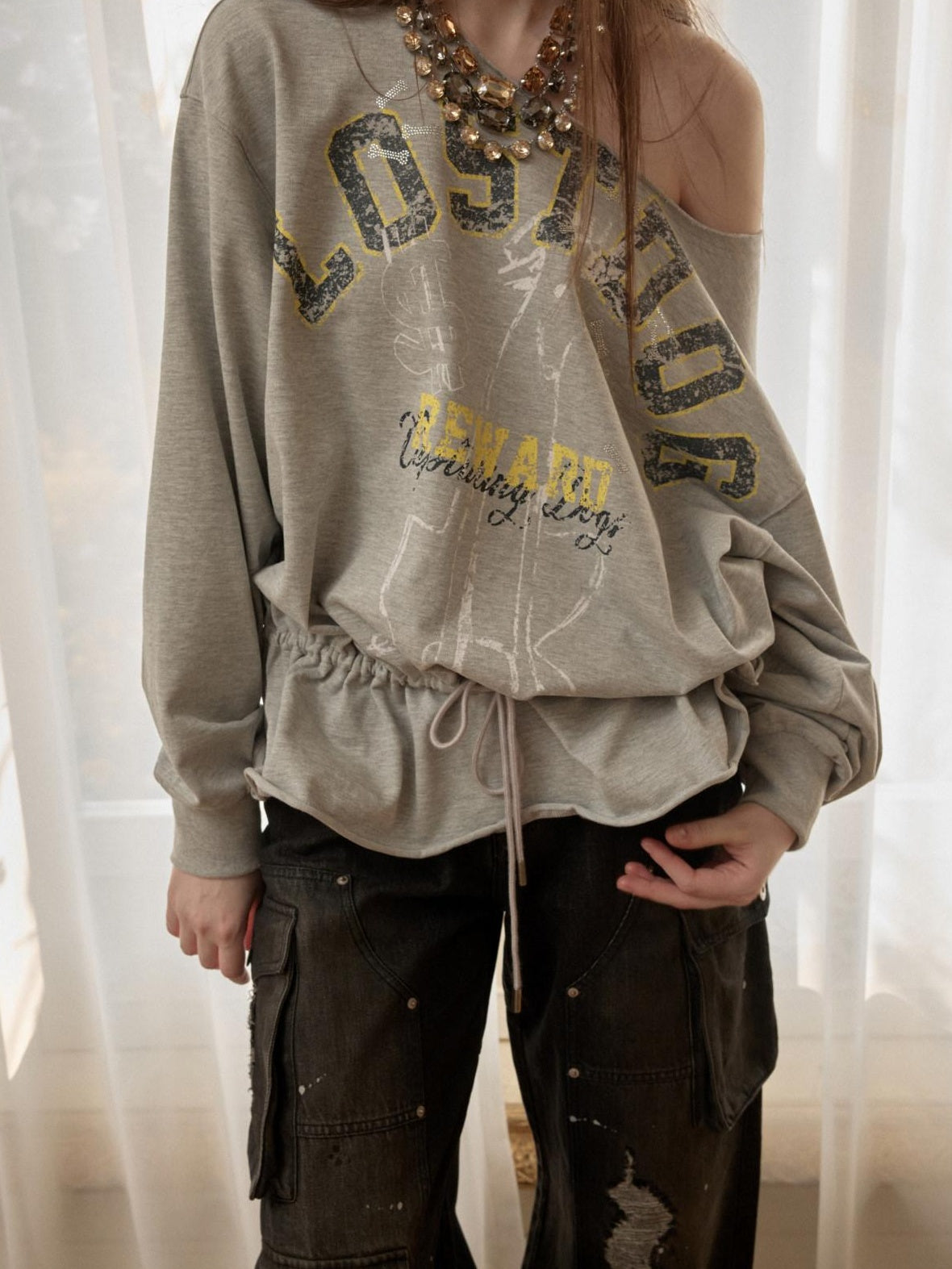 1JINN STUDIO Cotton Blend Slim Fit American Letter Print Long Sleeve Girls Sweatshirt