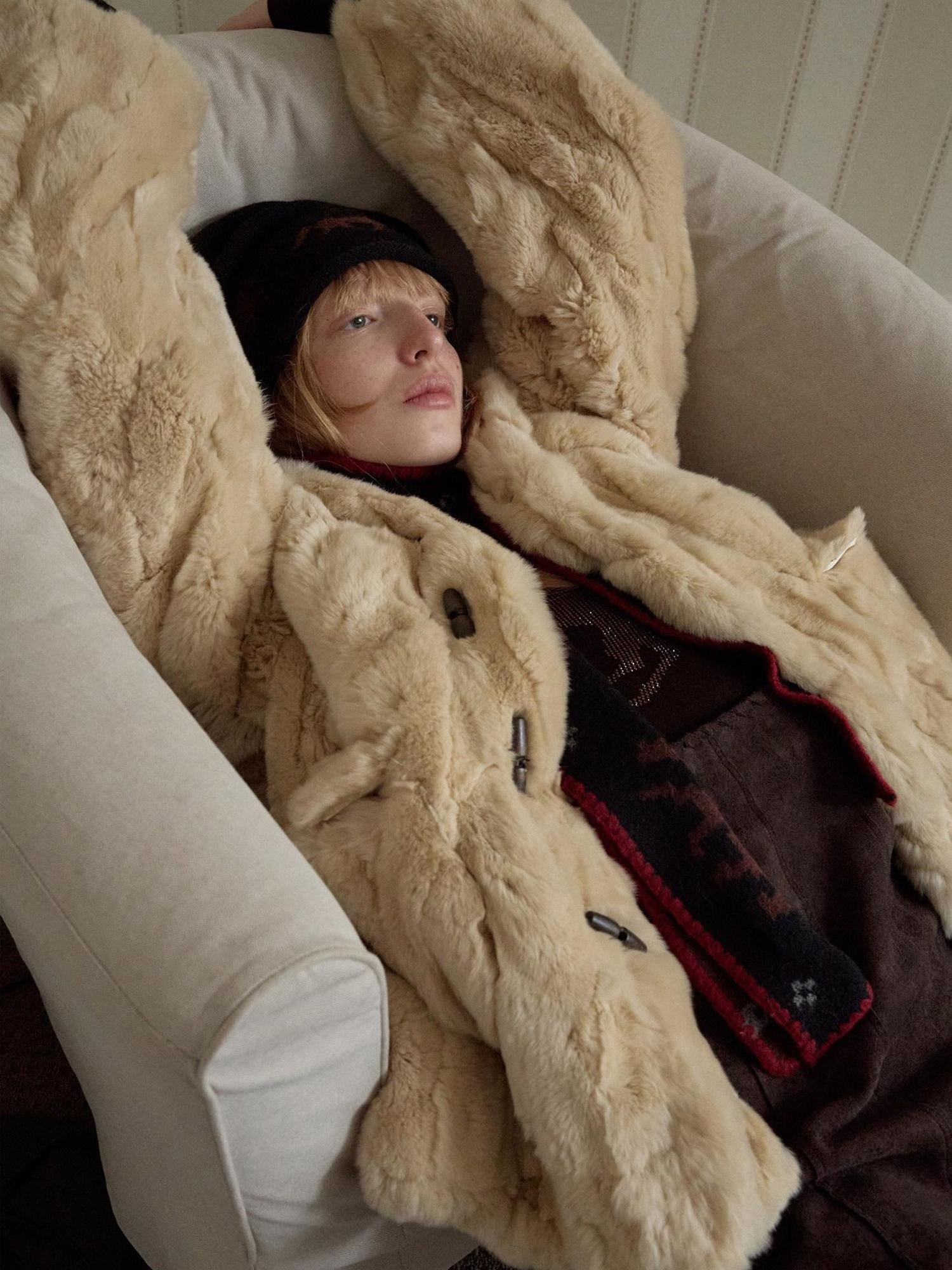 1JINN STUDIO Cozy Plush Oversized Lapel Short Women Casual Ivory Deep Brown Faux Fur Coats