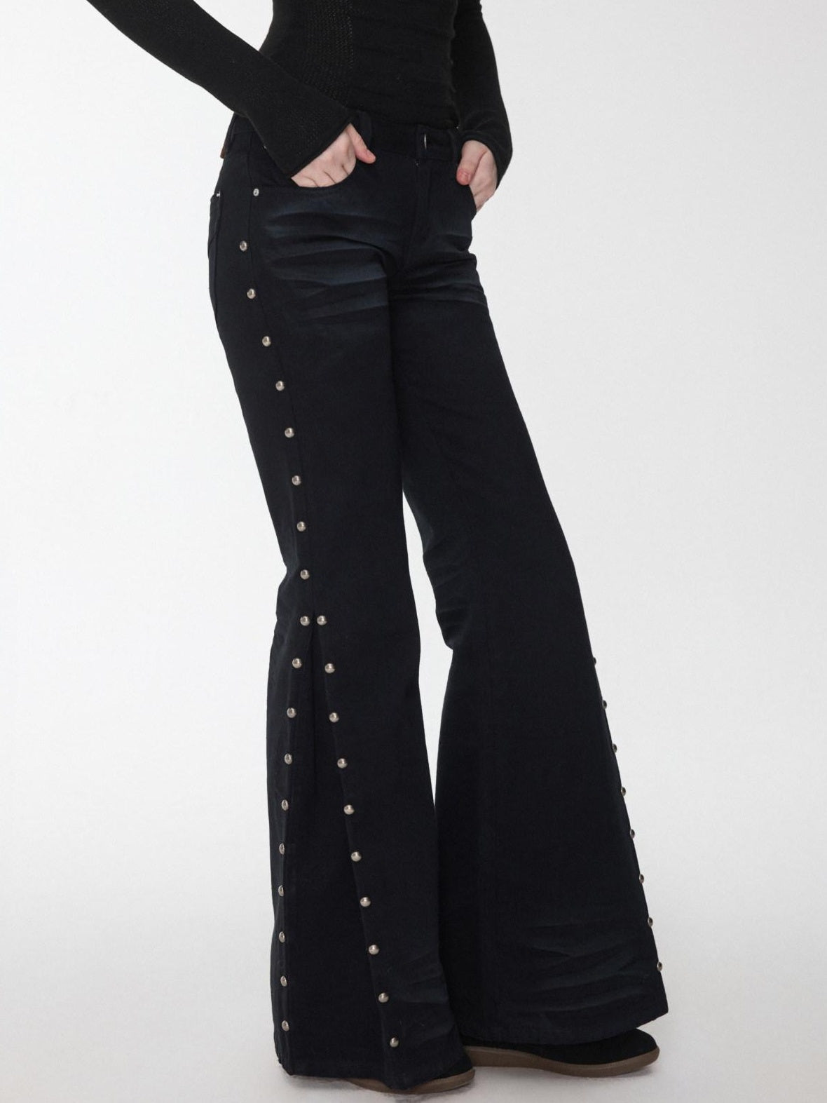 1JINN STUDIO Distressed Studded Low Rise Slim Fit Cotton Women Casual Zip Fly Flared Jeans