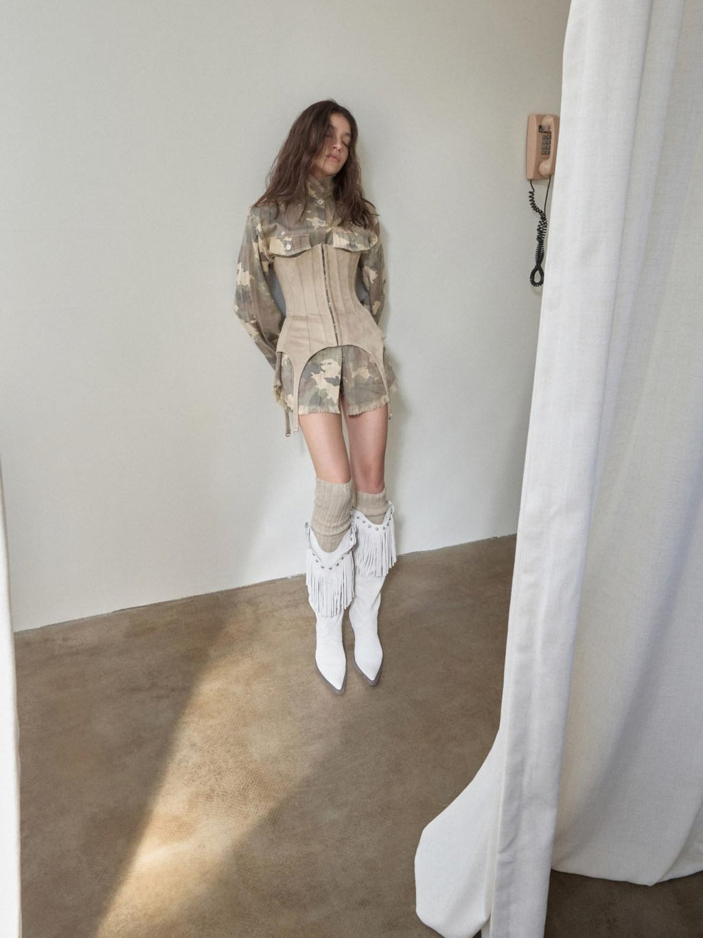 Durable Lyocell Vintage Slim Fit Frayed Cropped Camo High Neck Shirts