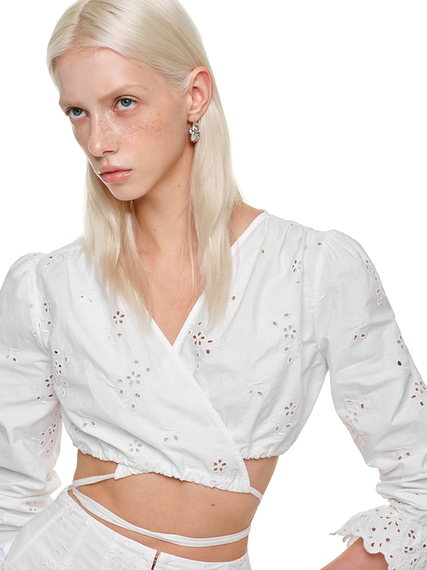 1JINN STUDIO Lightweight Cotton V-neck Bell Sleeve Slim Fit Women White Jacquard Blouses
