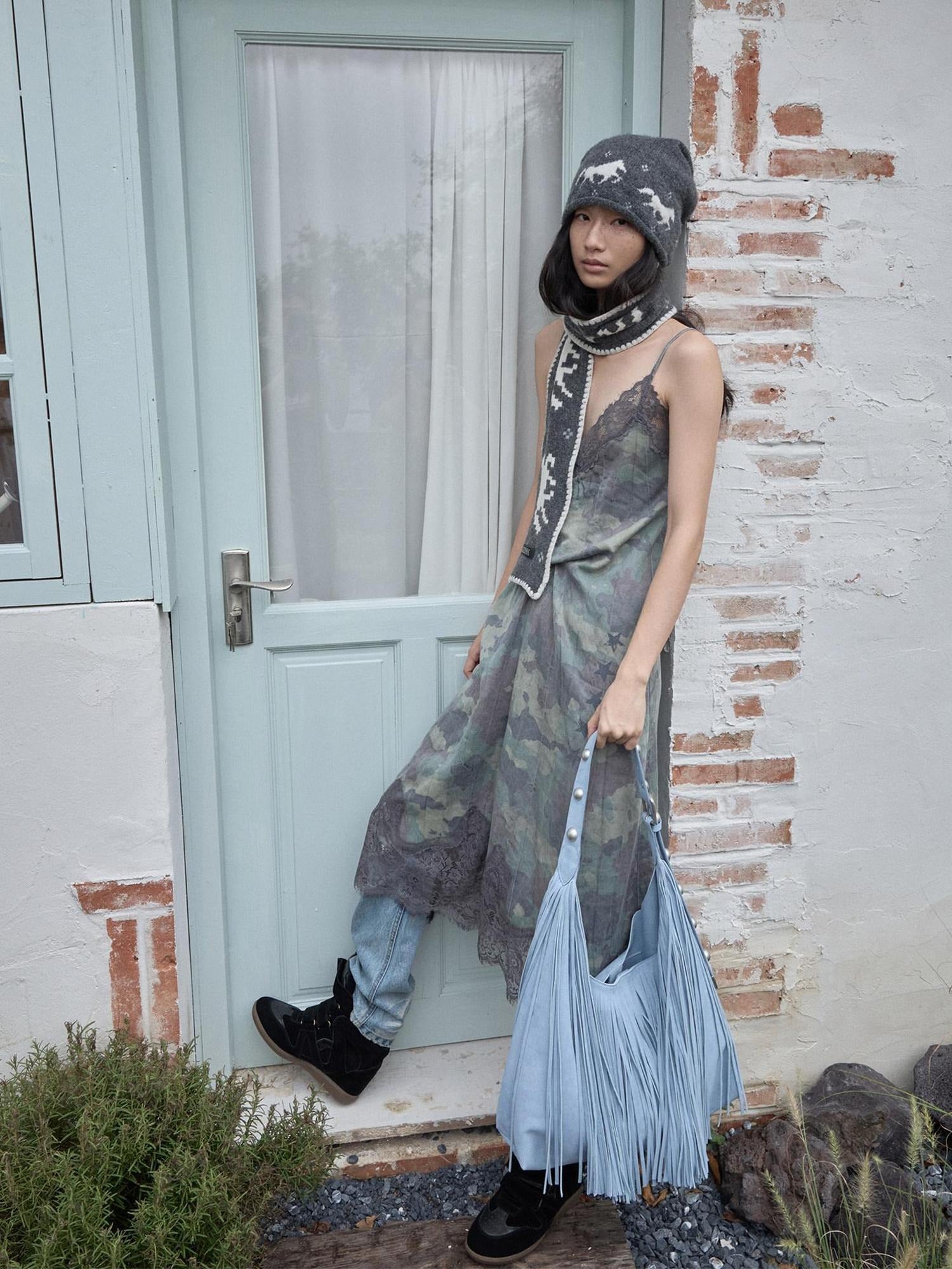 1JINN STUDIO Soft Lyocell Strappy V-neck O Silhouette Casual Camouflage Print Midi Dresses