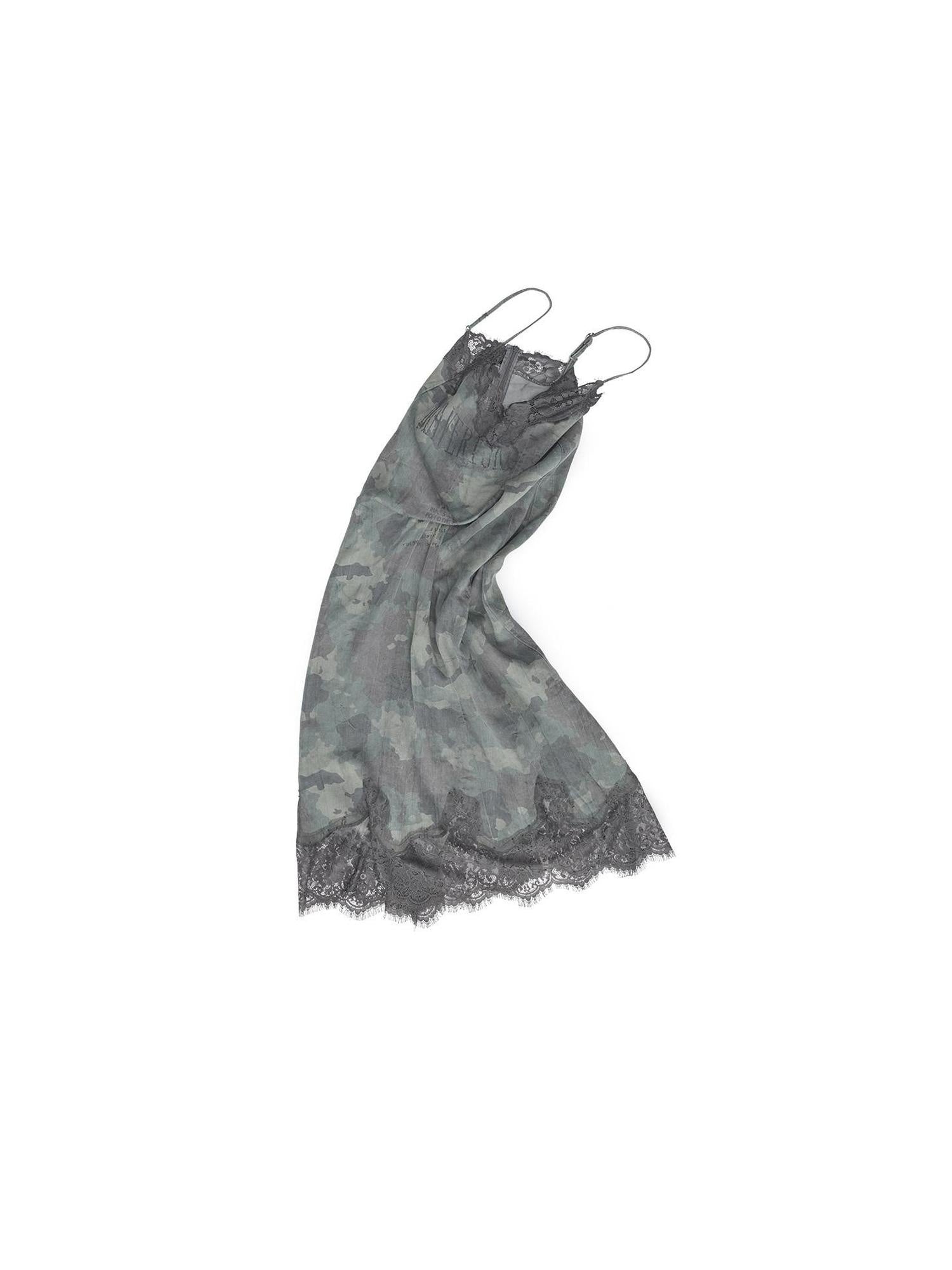 1JINN STUDIO Soft Lyocell Strappy V-neck O Silhouette Casual Camouflage Print Midi Dresses