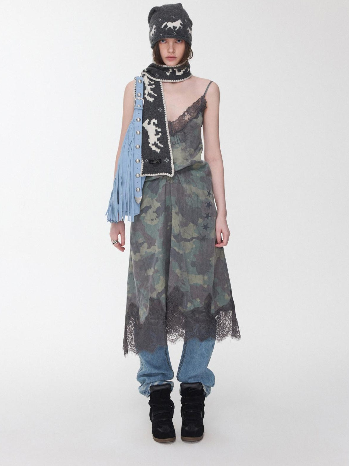 1JINN STUDIO Soft Lyocell Strappy V-neck O Silhouette Casual Camouflage Print Midi Dresses