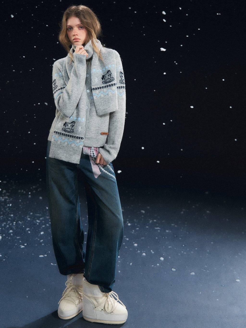 SOMESOWE Cozy Animal Contrast Knit Regular Fit Women Button Neck Cardigans