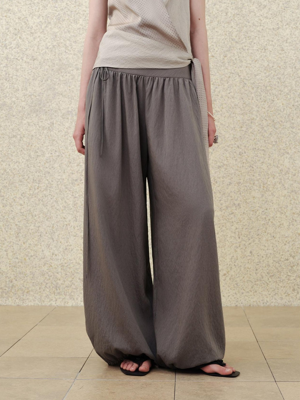someonesometimes Soft Modal Loose Lantern Natural Waist Button Smoky Grey Wide Leg Pants