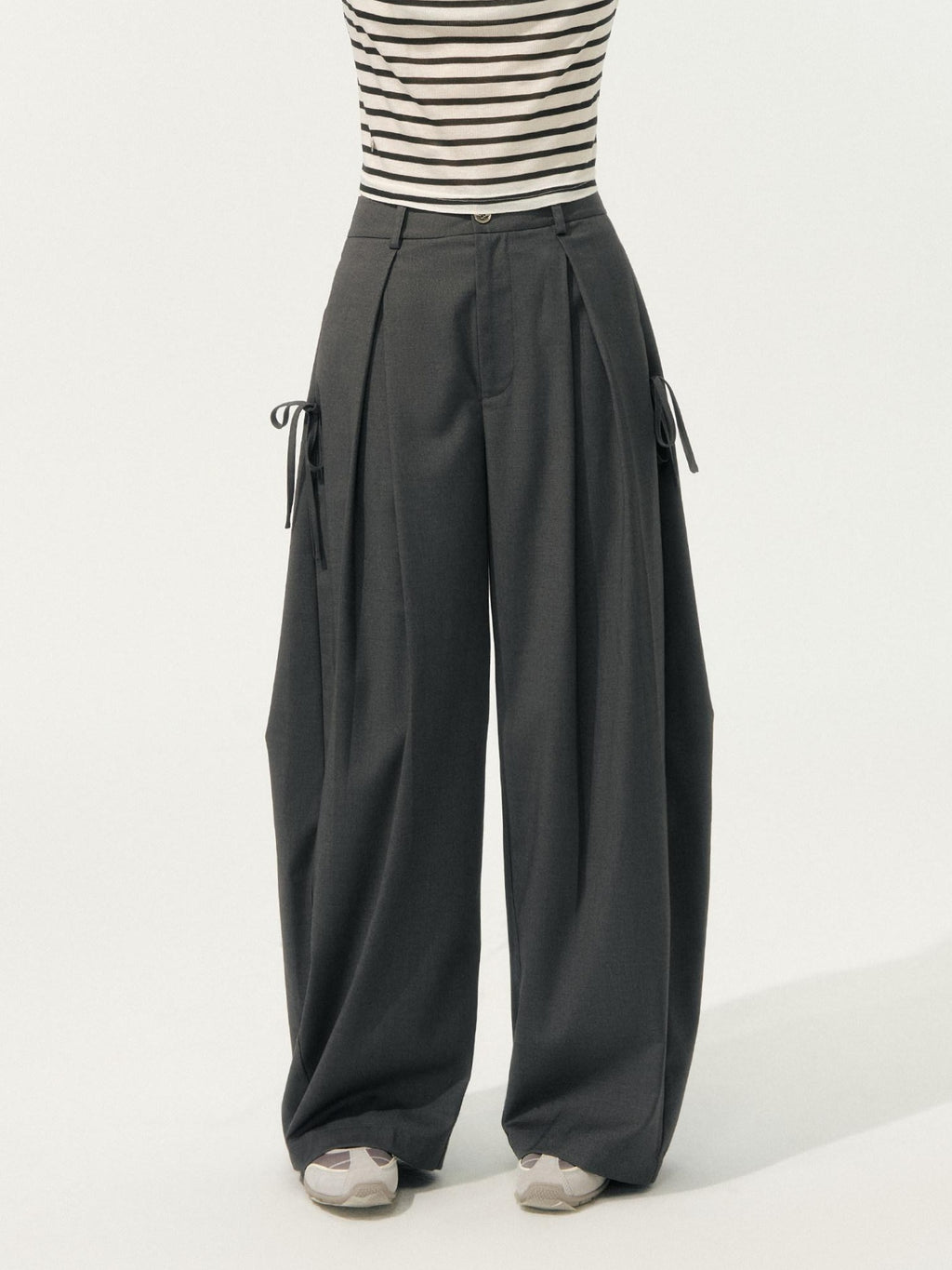 SOMESOWE Plaid Pocket Loose Fit Natural Waist Button Grey Casual Women Wide Leg Pants