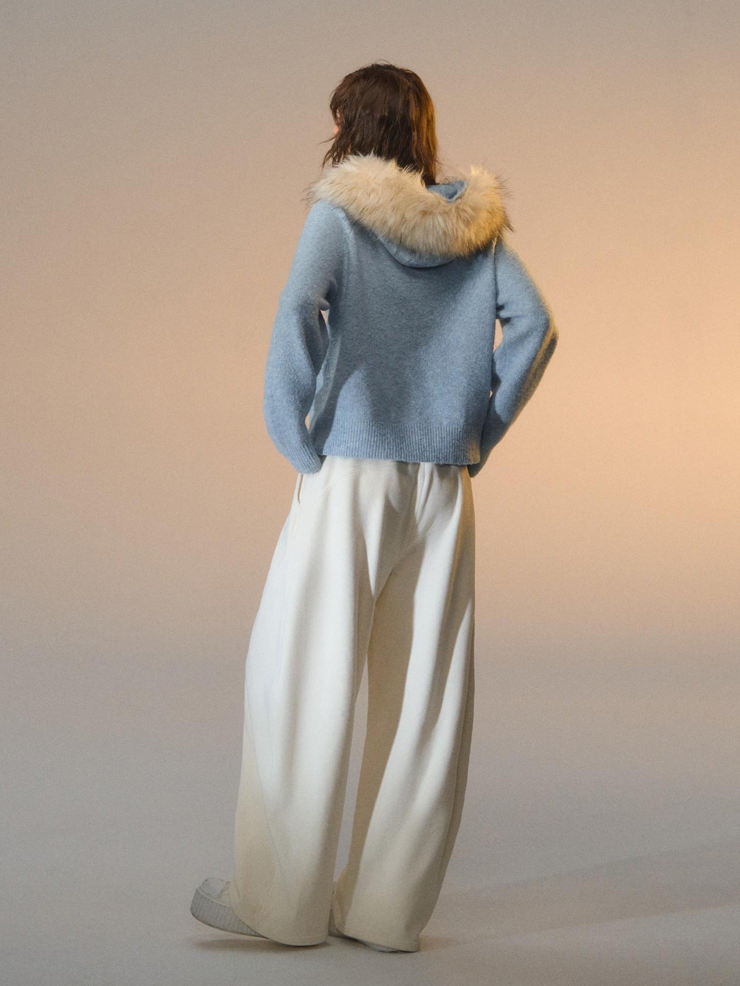SOMESOWE Lightweight Knit Button Front Minimal Workwear Women Long Sleeve Cardigans