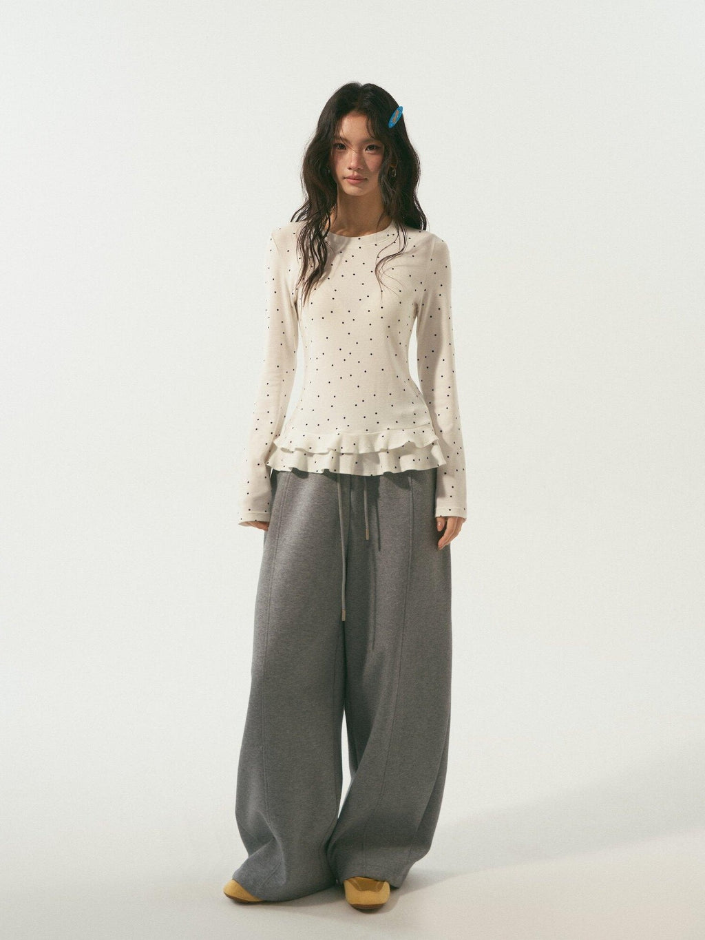 SOMESOWE Pocketed Drawstring Relaxed Curved Leg Women Poly Cotton Sweatpants