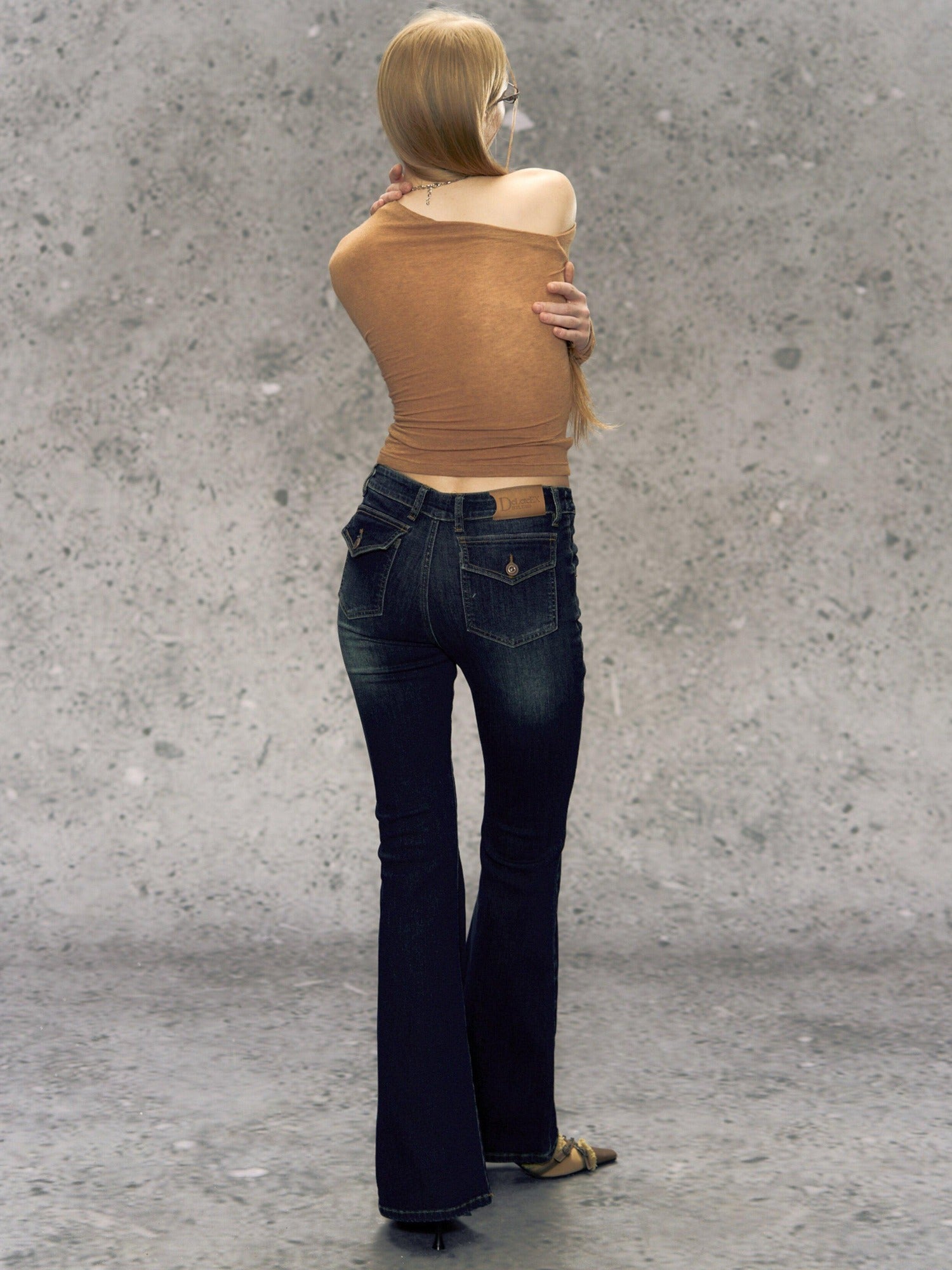 DeleteEx Washed Low Rise Classic Fit Women Dark Blue Non Stretch Flared Jeans
