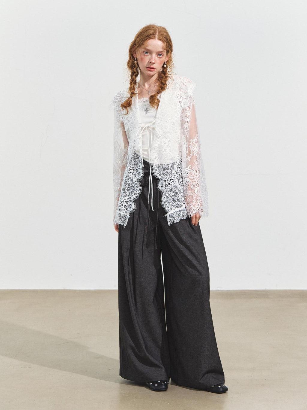 SOMESOWE Shape Retaining Sexy Lace Hooded Loose Polo Collar Women White Button Blouses