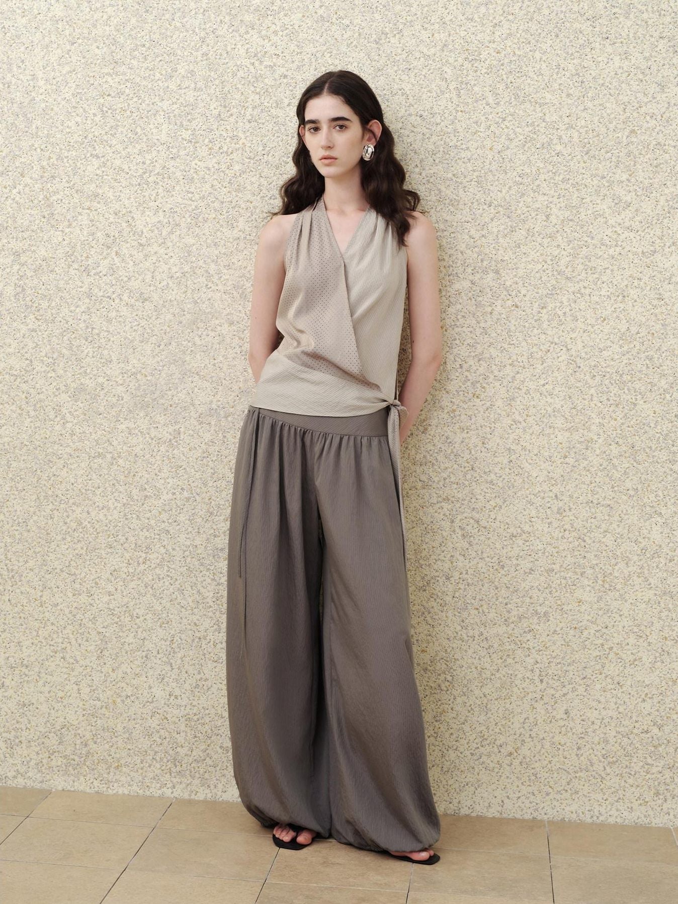 someonesometimes Soft Modal Loose Lantern Natural Waist Button Smoky Grey Wide Leg Pants