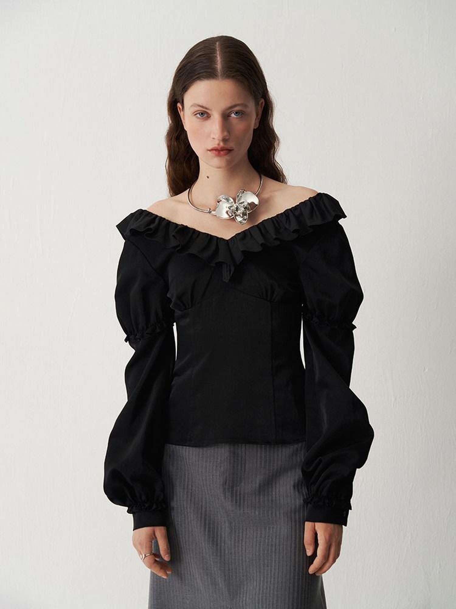 someonesometimes Sleek V-neck Slim Fit Commuter Long Sleeve Black Poly Viscose Women Work Blouses