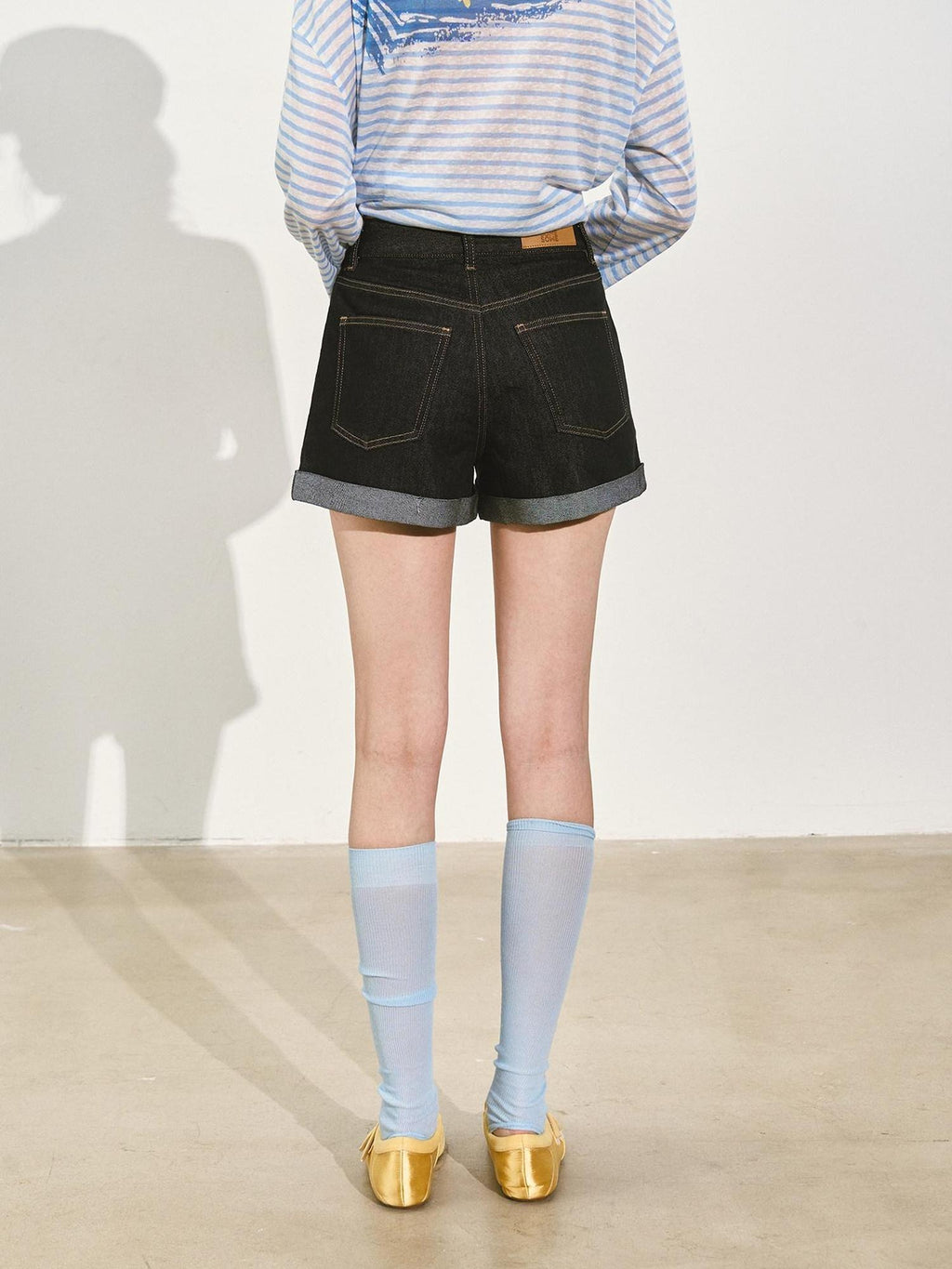 SOMESOWE Minimalist Straight Natural Waist Button Fly Deep Blue Stretch Denim Shorts