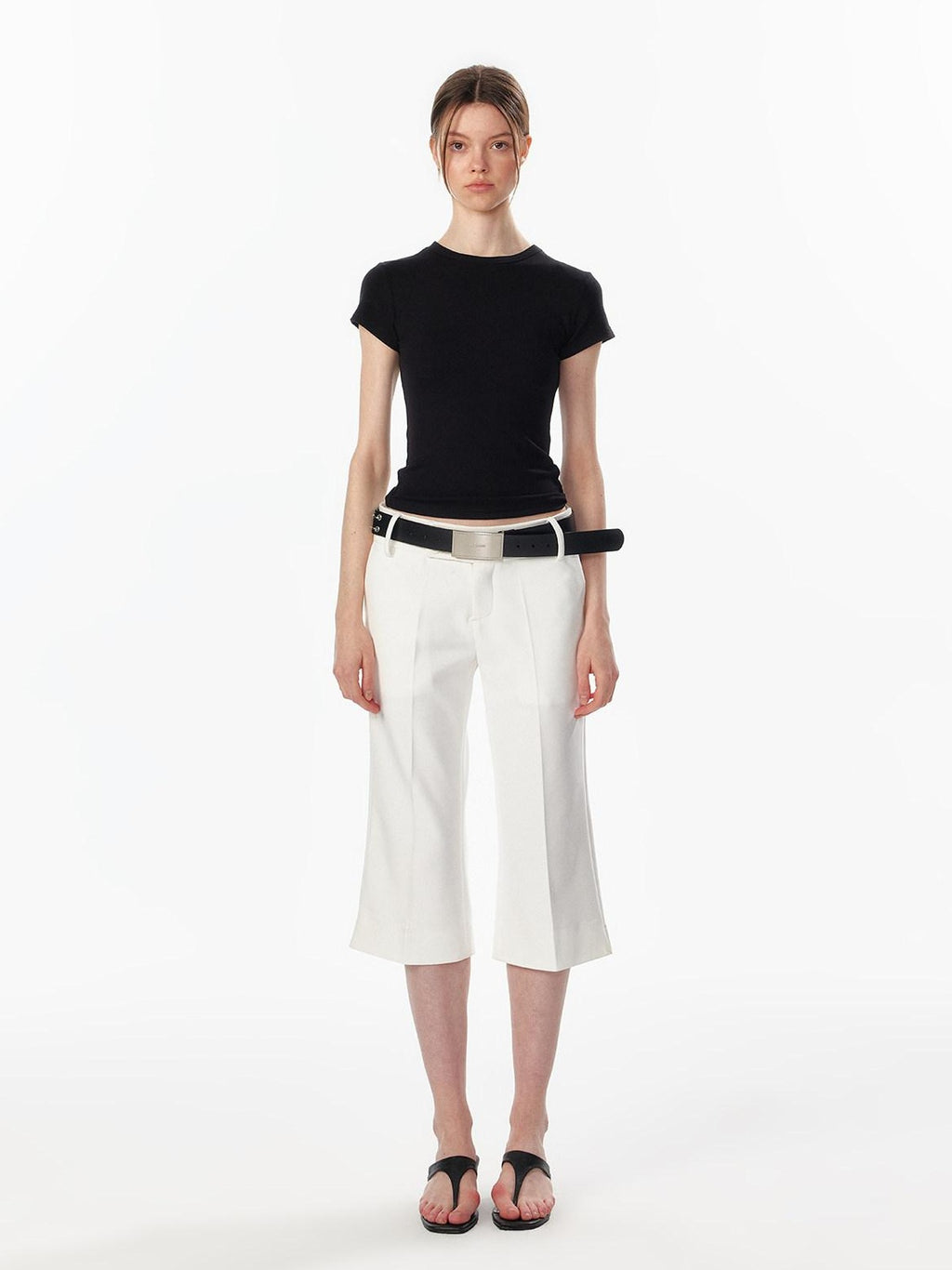 ALINNVSTUDIO Low Waist Button Detail Slim Side Slit Womens Polyester Mid-Length Shorts