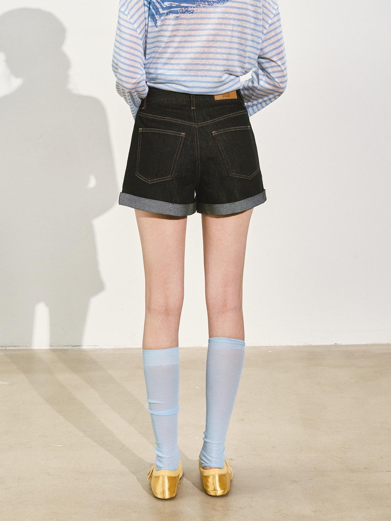 SOMESOWE Minimalist Straight Natural Waist Button Fly Deep Blue Stretch Denim Shorts