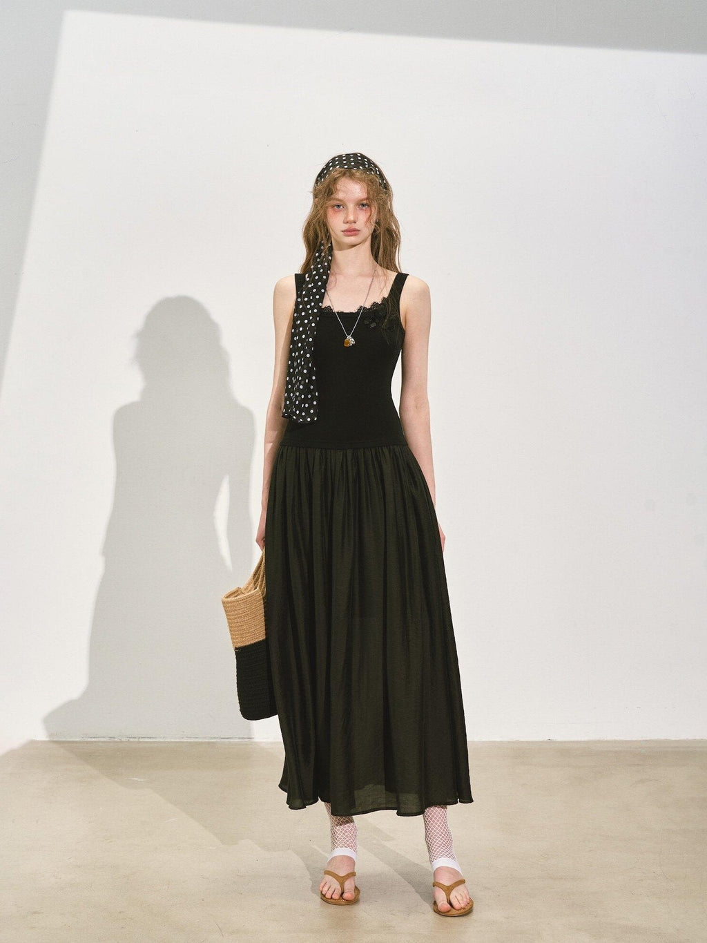 SOMESOWE Elegant Cotton Sleeveless U Neck A Line Black Women Work Date Travel Maxi Dresses