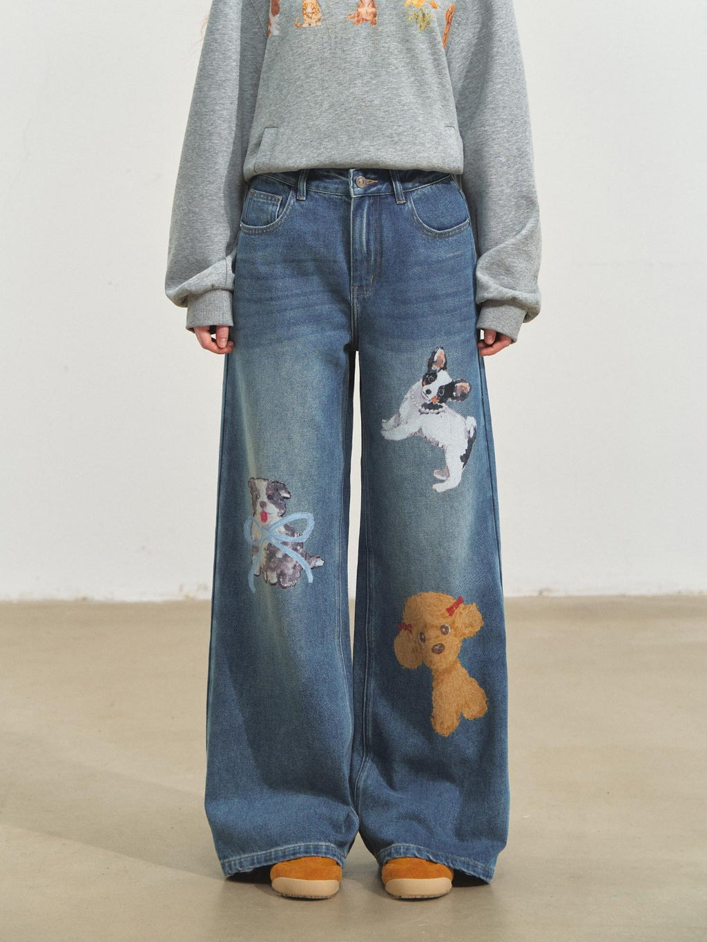 SOMESOWE Cartoon Blue Cotton Natural Waist Pocket Slight Stretch Women Wide Leg Jeans
