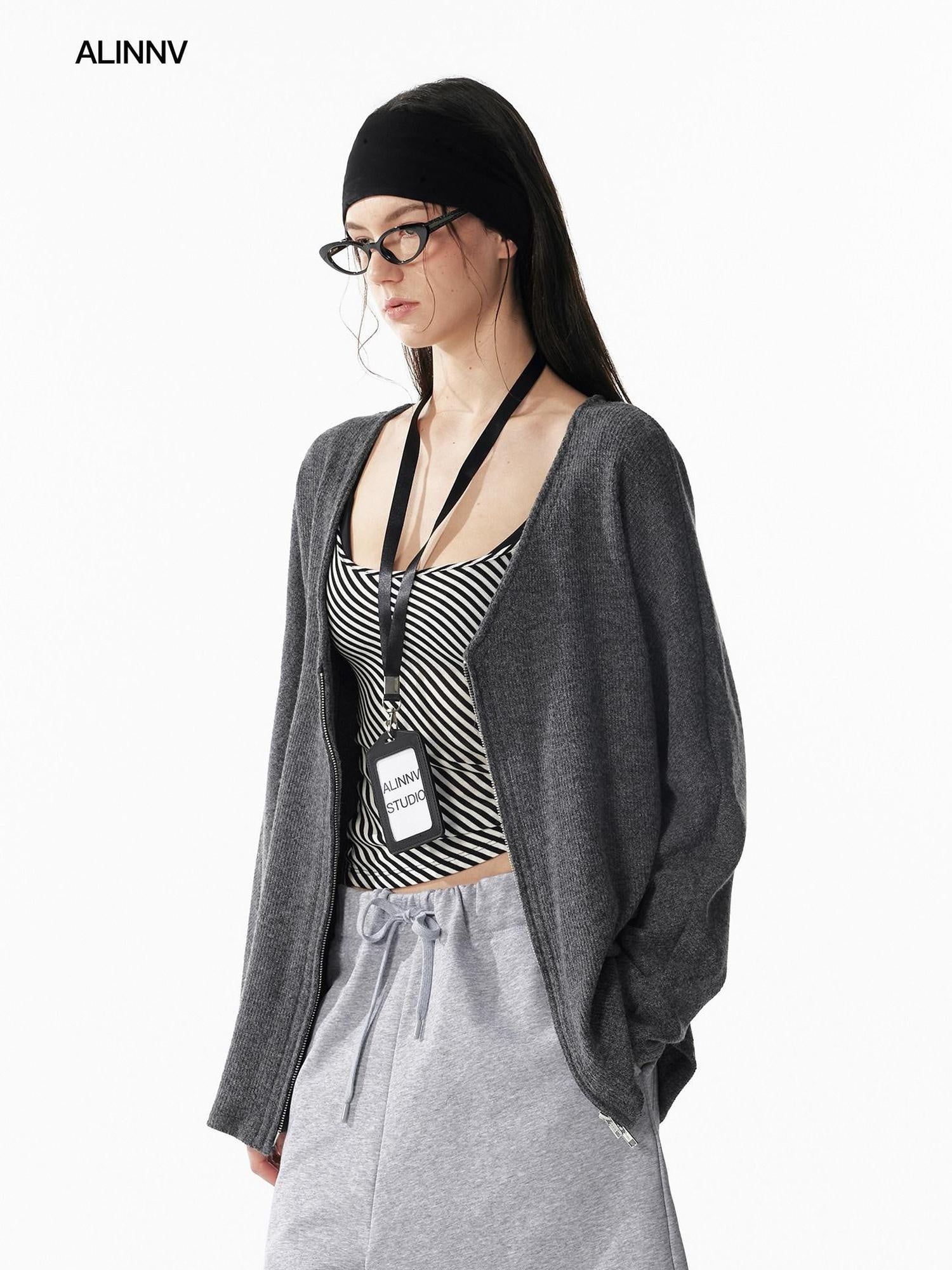 ALINNVSTUDIO Non Deforming Vintage Zip Regular Fit Long Sleeve Women Knit Black Cardigans