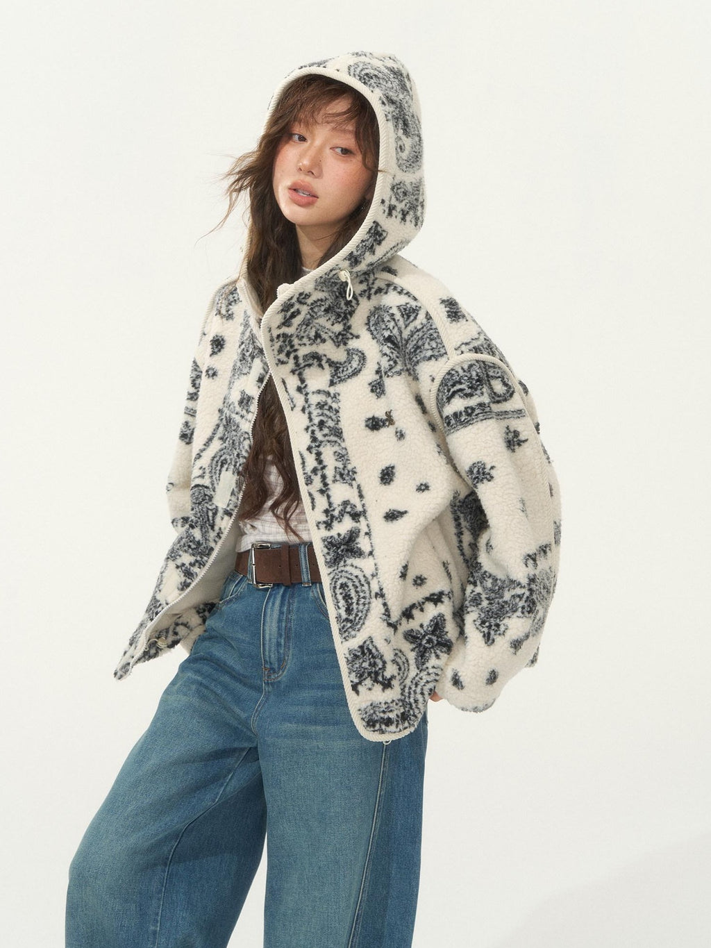 SOMESOWE Soft Fleece Warmth Casual Loose Fit Hooded Women Geometric Polyester Zip Jackets