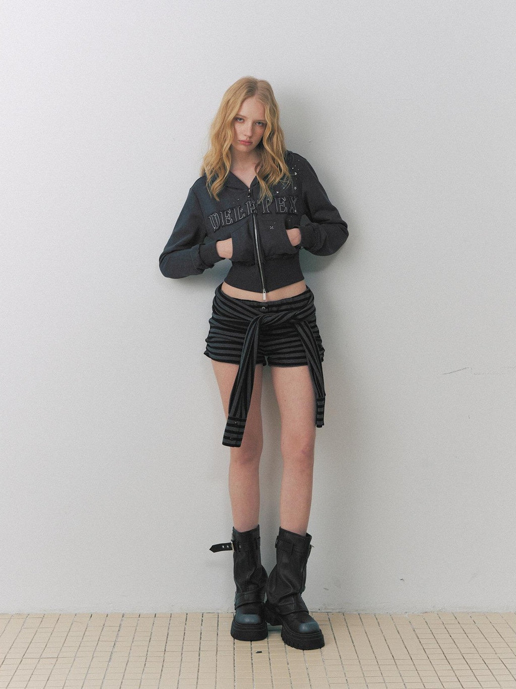 DeleteEx Washed Cropped Zip Front Artistic Cityscape Letter Graphic Women Charcoal Hoodie