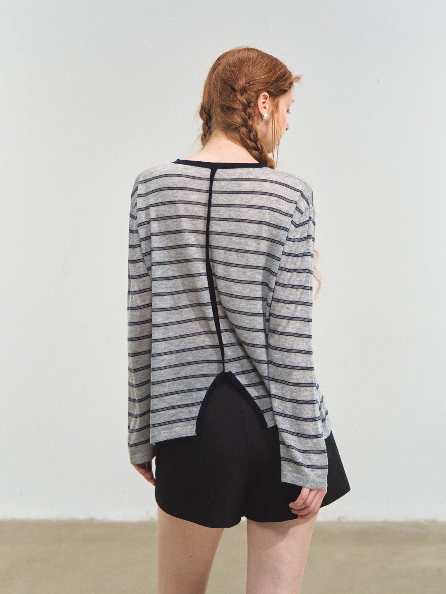 SOMESOWE Acrylic Knit Casual Slim Fit Striped Crew Neck Women Long Sleeve T-Shirts