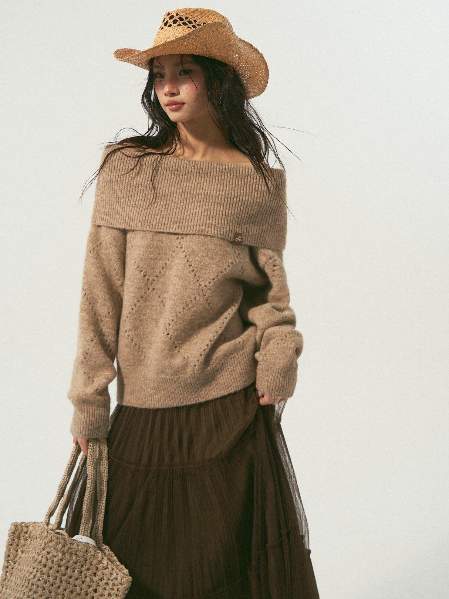 SOMESOWE Soft Polyester Wool Blend Casual Boat Neck Knit Women Sweaters