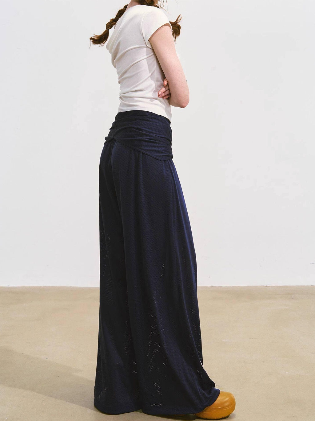 SOMESOWE Asymmetrical Pocket Versatile Straight Elastic Natural Waist Wide Leg Pants
