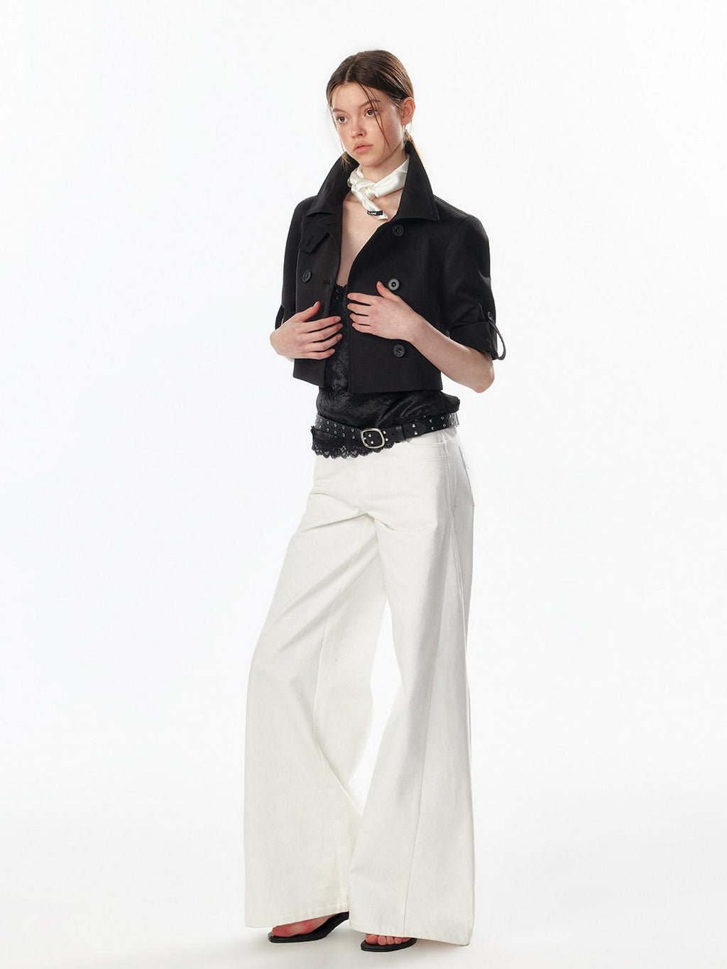 ALINNVSTUDIO Soft Cotton Low Rise Button Fly Loose Fit Women Classic Straight Leg Jeans