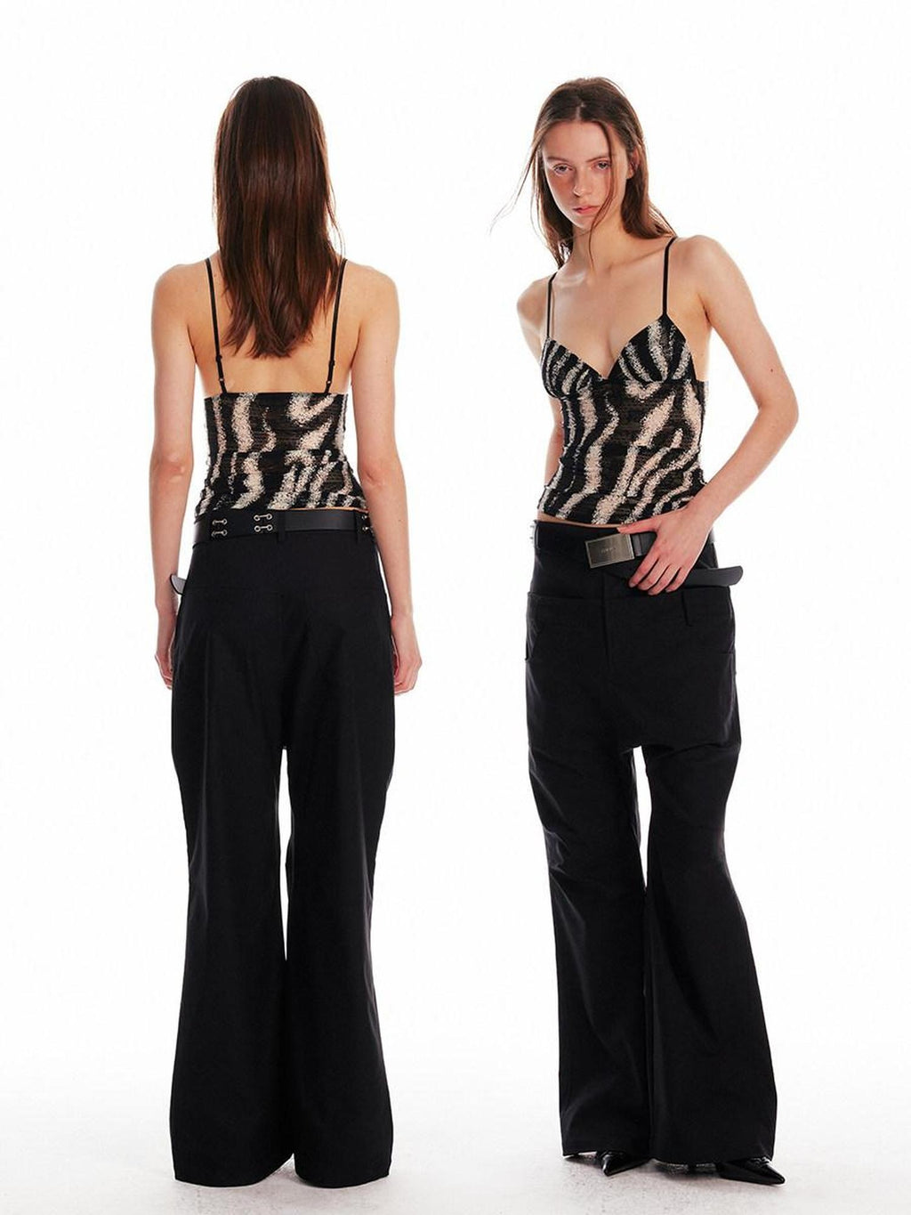 ALINNVSTUDIO Original Slim Fit Zebra Print Spaghetti Strap No Pad Button Front Camisoles