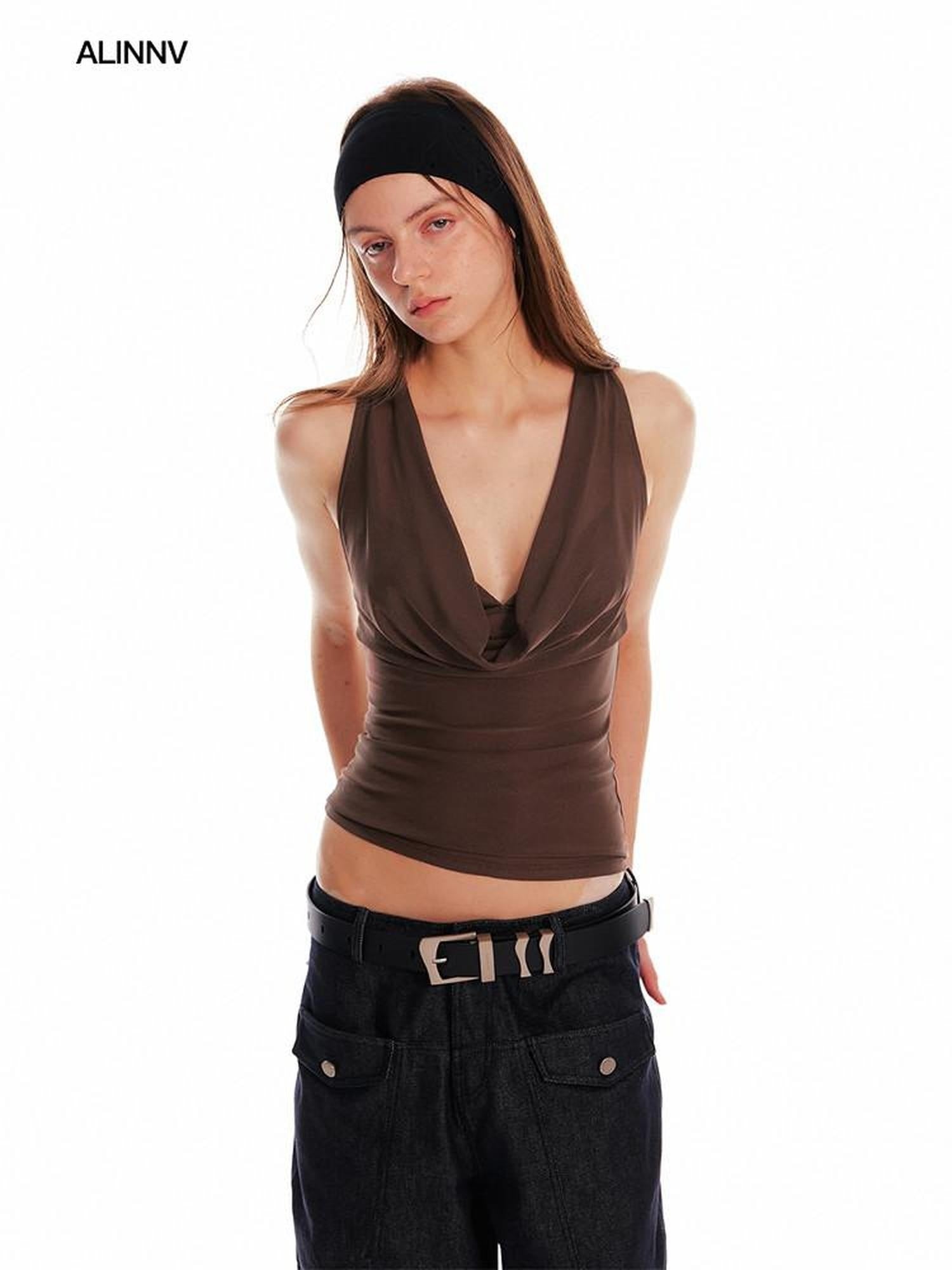 ALINNVSTUDIO Asymmetric Slim Fit Original Design Short Casual Solid Camis Tank Tops