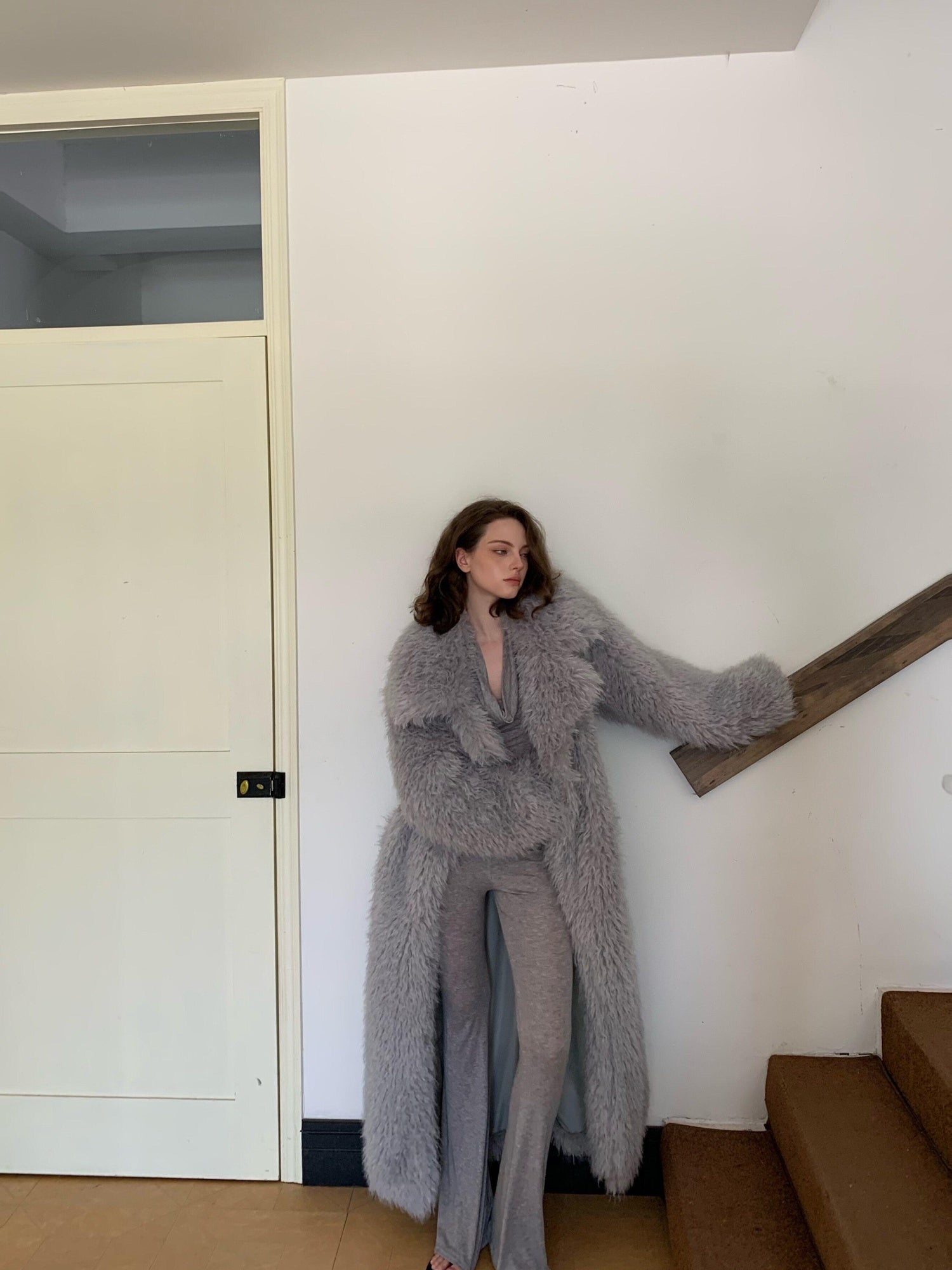 BUZHOU Luxurious Plush Fox Inspired Round Neck Longline Gray S M L Faux Fur Coats