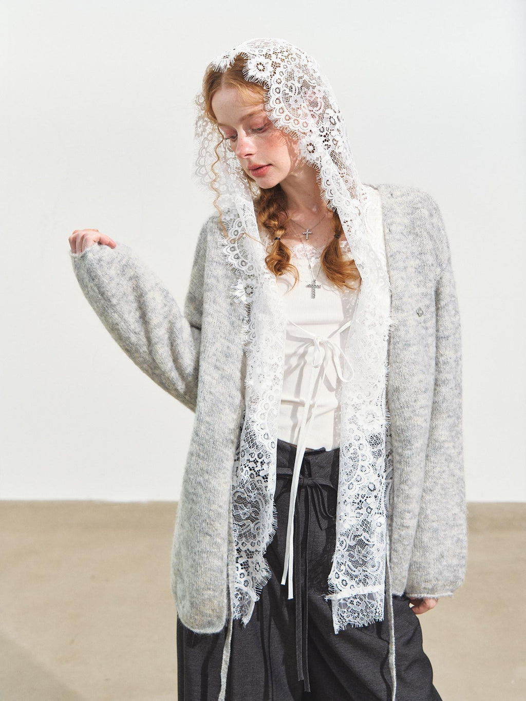 SOMESOWE Shape Retaining Sexy Lace Hooded Loose Polo Collar Women White Button Blouses