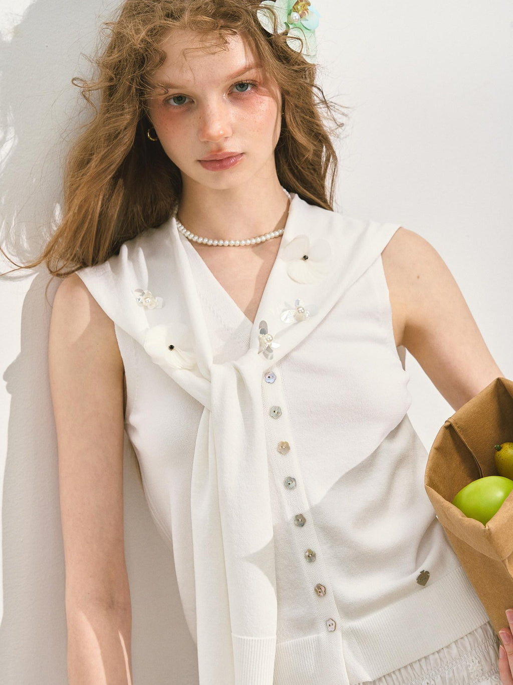 SOMESOWE Soft Viscose Nylon Slim Fit Casual Strappy Women Layering White Tank Tops