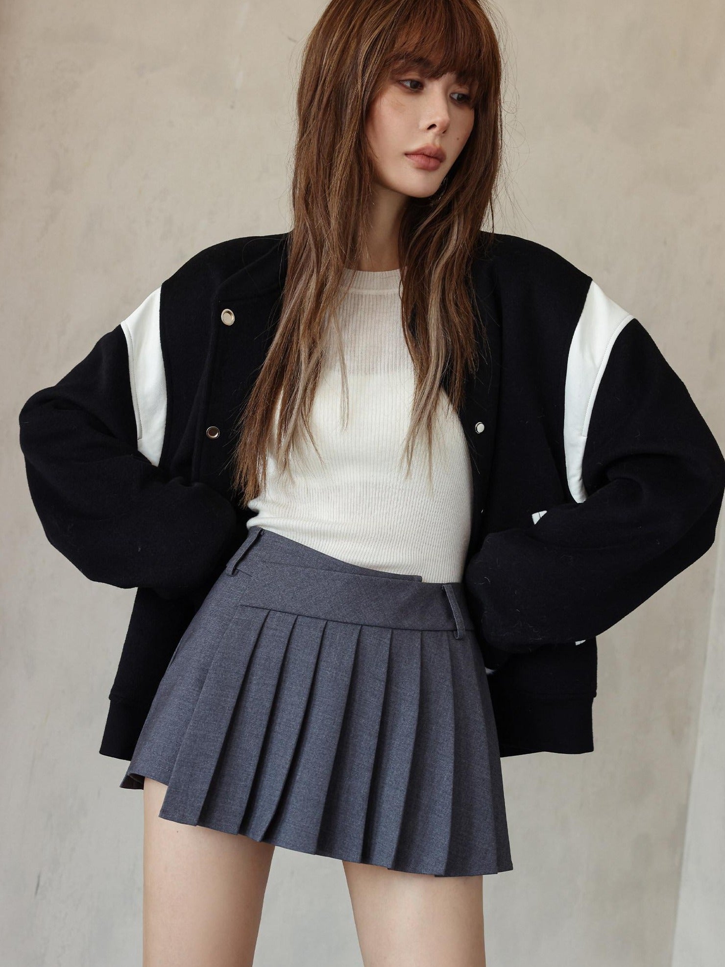 SOMESOWE Smart Commuter Relaxed Turn Down Collar Button Solid Black Gray Bomber Jackets