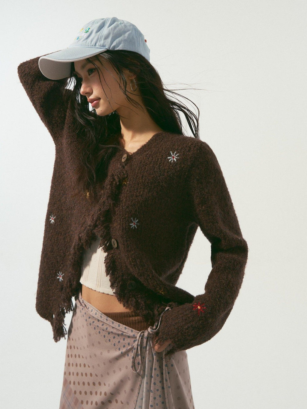 SOMESOWE Cozy Wool Blend Buttoned Floral Round Neck Casual Women Cardigans