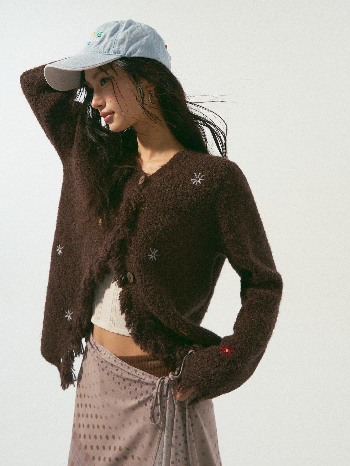 SOMESOWE Cozy Wool Blend Buttoned Floral Round Neck Casual Women Cardigans