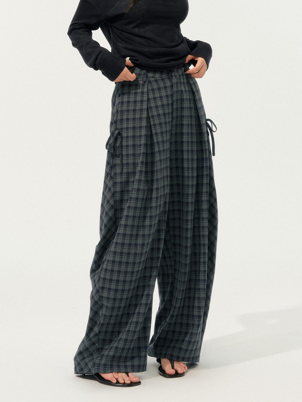 SOMESOWE Plaid Pocket Loose Fit Natural Waist Button Grey Casual Women Wide Leg Pants