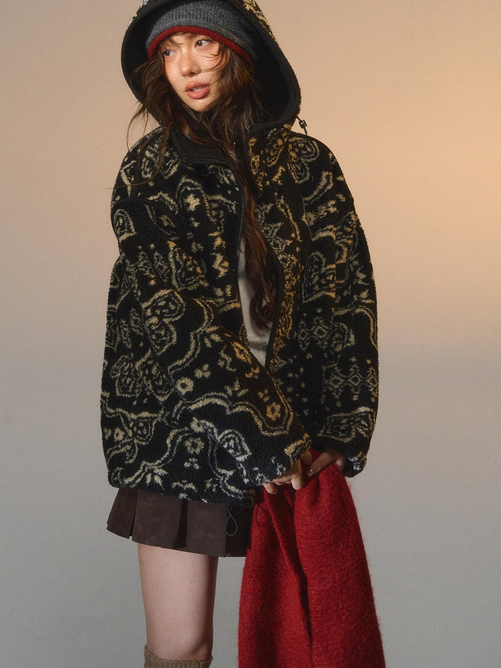 SOMESOWE Soft Fleece Warmth Casual Loose Fit Hooded Women Geometric Polyester Zip Jackets