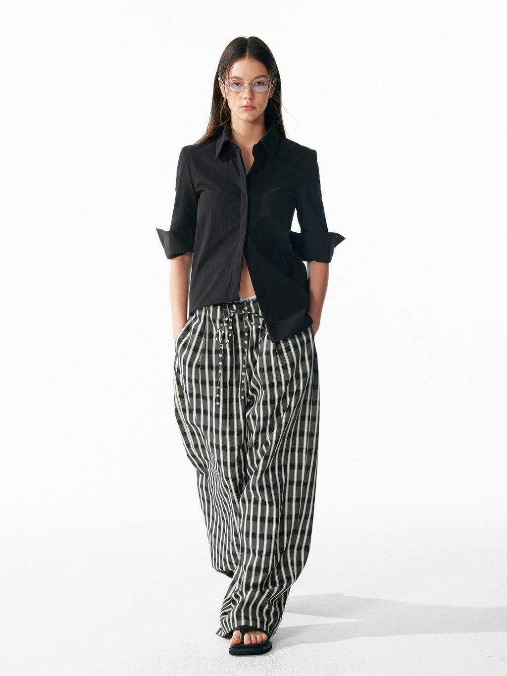 ALINNVSTUDIO Wrinkle Resistant Slim Lapel 3 4 Sleeve Casual Women White Black Plaid Shirts